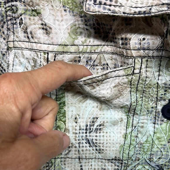 KEREN hart Green Jean Jacket with Artistic Botanical Print - Picture 4 of 13